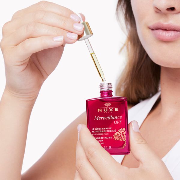 NUXE MERVEILLANCE LIFT Učvršćujući aktivni uljni serum 30nl