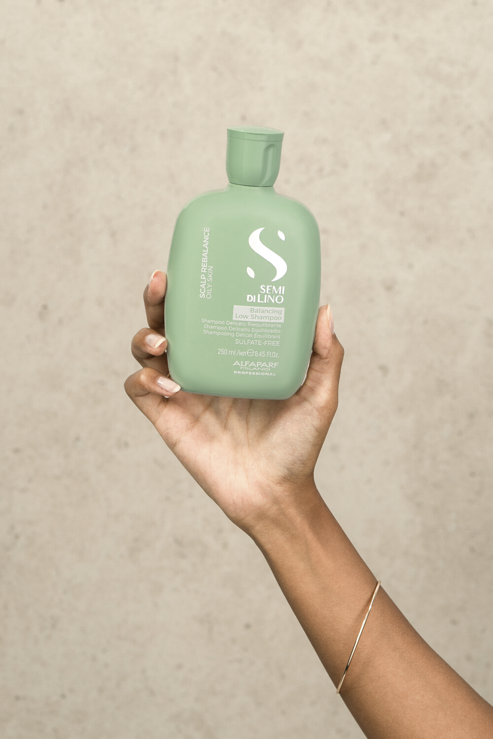 SCALP RENEW ŠAMPON ZA MASNU KOSU  250ml 
